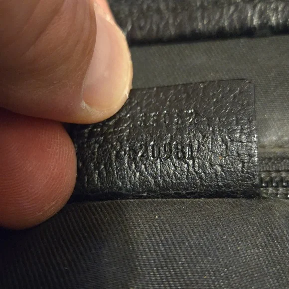 Authentic Gucci GG Supreme Monogram Web Stripe Crossbody Messenger Bag Unisex - Picture 6 of 9